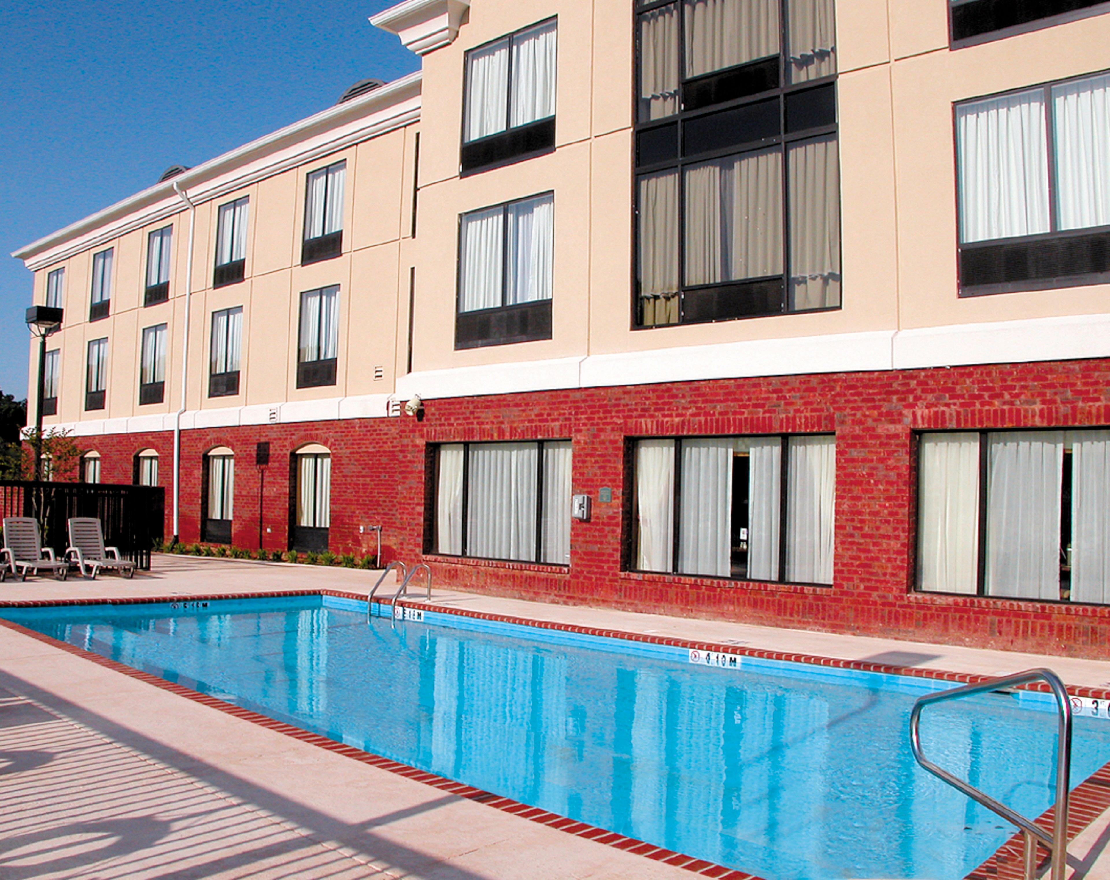 Holiday Inn Express & Suites Tupelo By Ihg Екстериор снимка